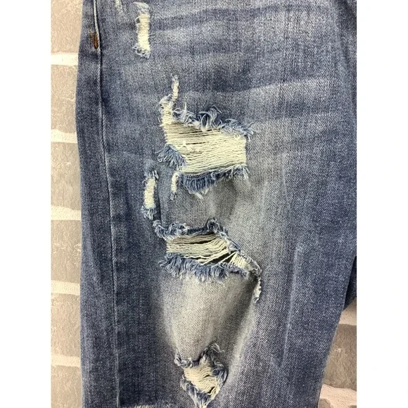Risen Jeans Womens 1XL Distressed High Rise Bermuda Denim Shorts Medium Wash - Picture 5 of 6
